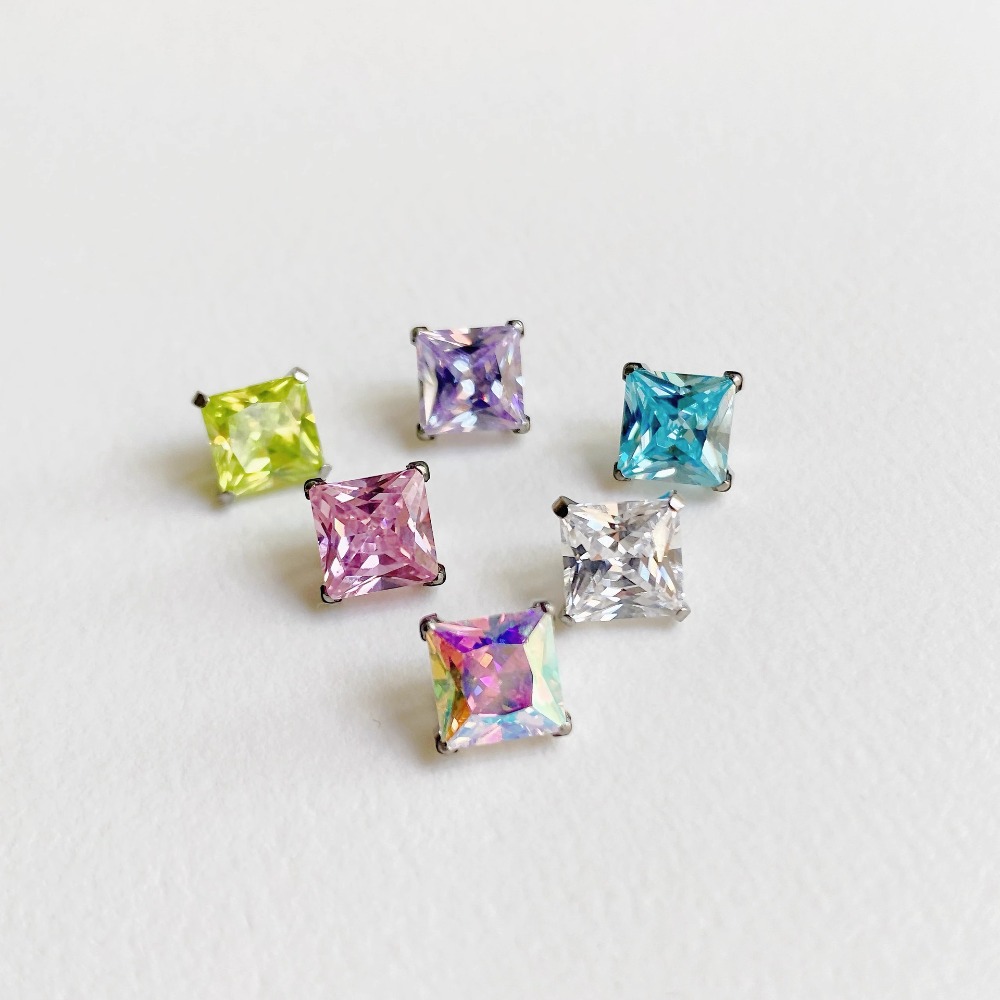 ASTM F136 Titanium Lip Piercin - Body Jewelry Cartilage Earrings recension och pris